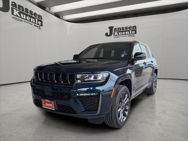2026 Jeep Grand Cherokee GRAND CHEROKEE LIMITED RESERVE 4X4 in Fathom Blue Pearl-Coat Exterior Paint — front three-quarter view