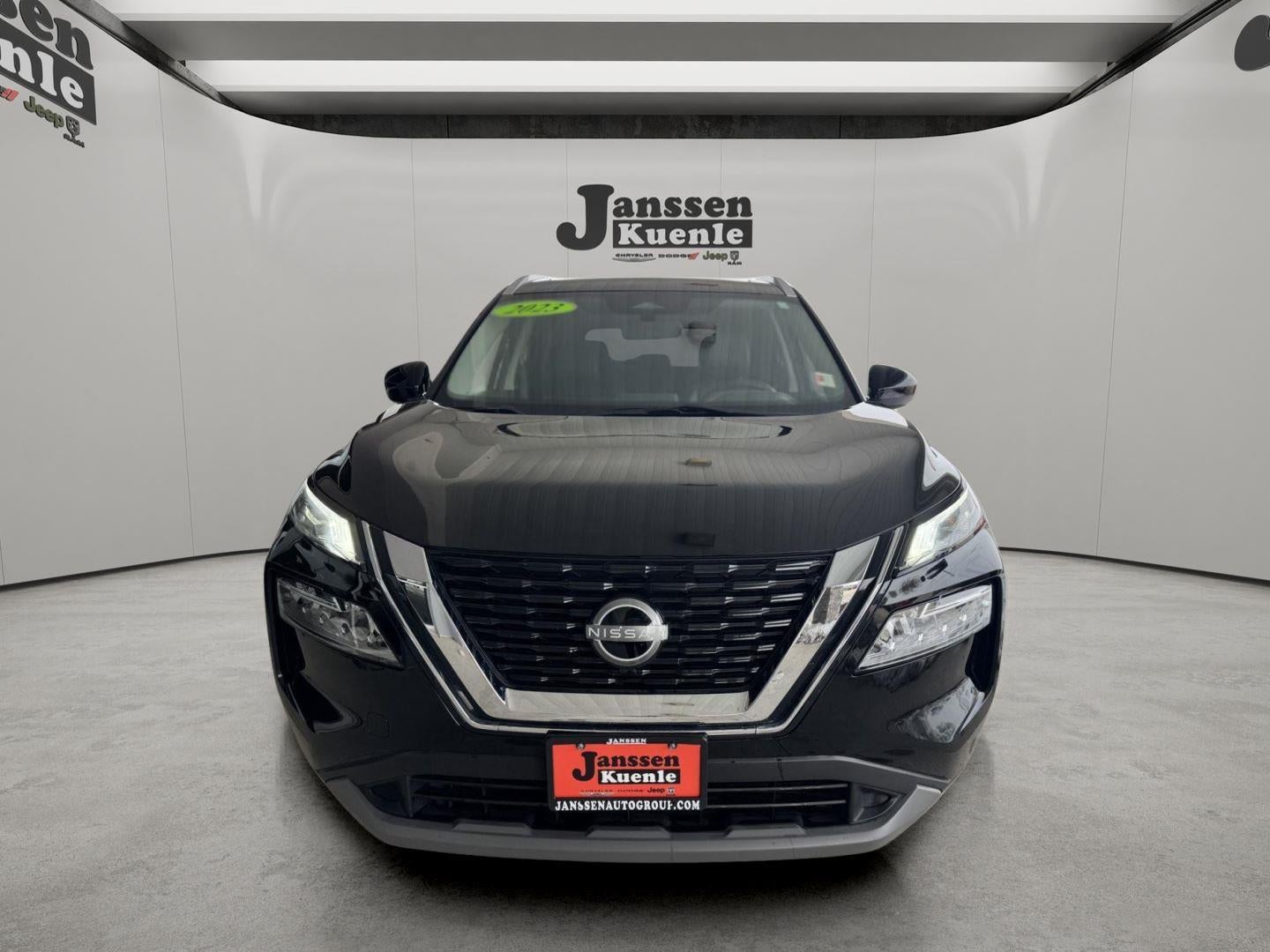 2023 Nissan Rogue — detail view
